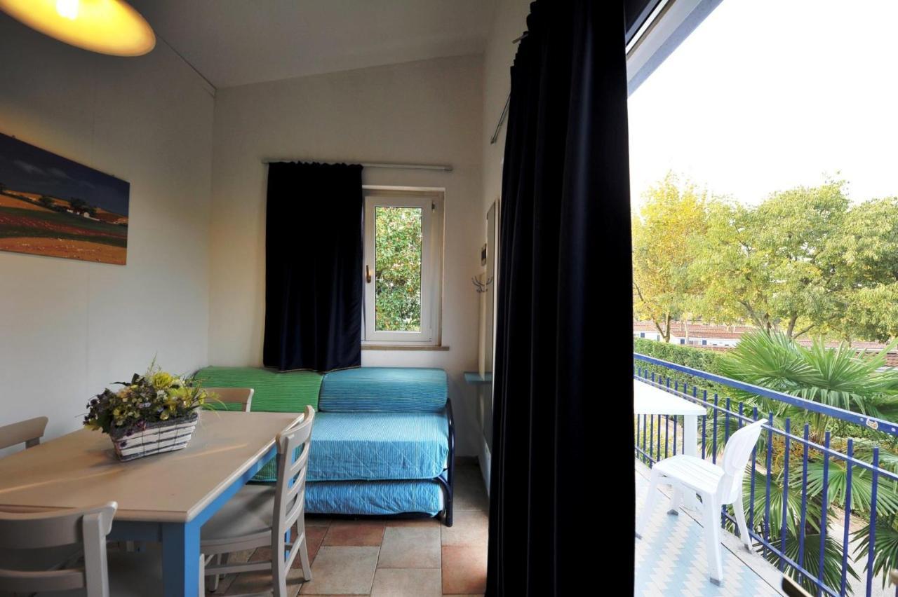 Apartments In Peschiera Del Garda 22097 Eksteriør bilde